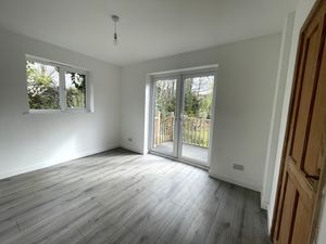 Photo 10- click for photo gallery